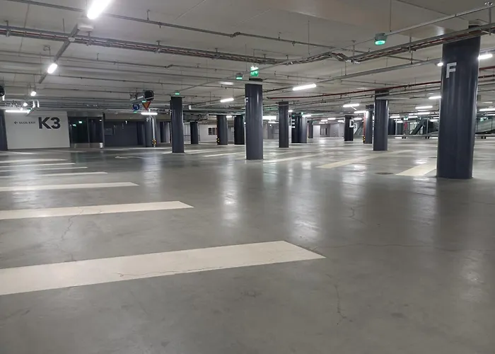 18Th Floor Helsinki High Point 1 Bdr Apartment With City View - Free Garage Parking