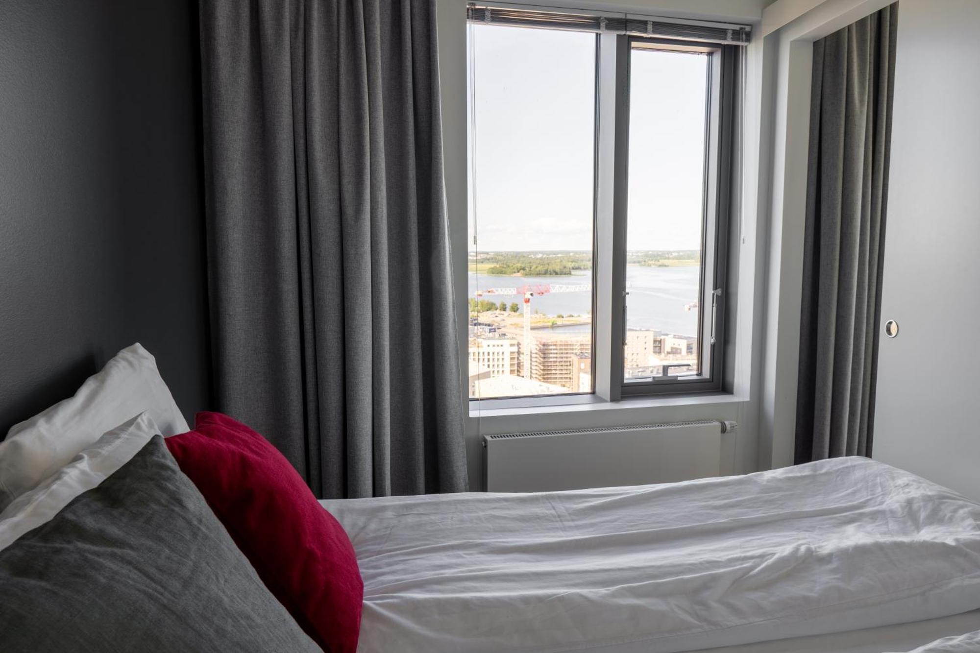 18th Floor High Point 1 Bdr With View - Free Garage Parking Хельсинки