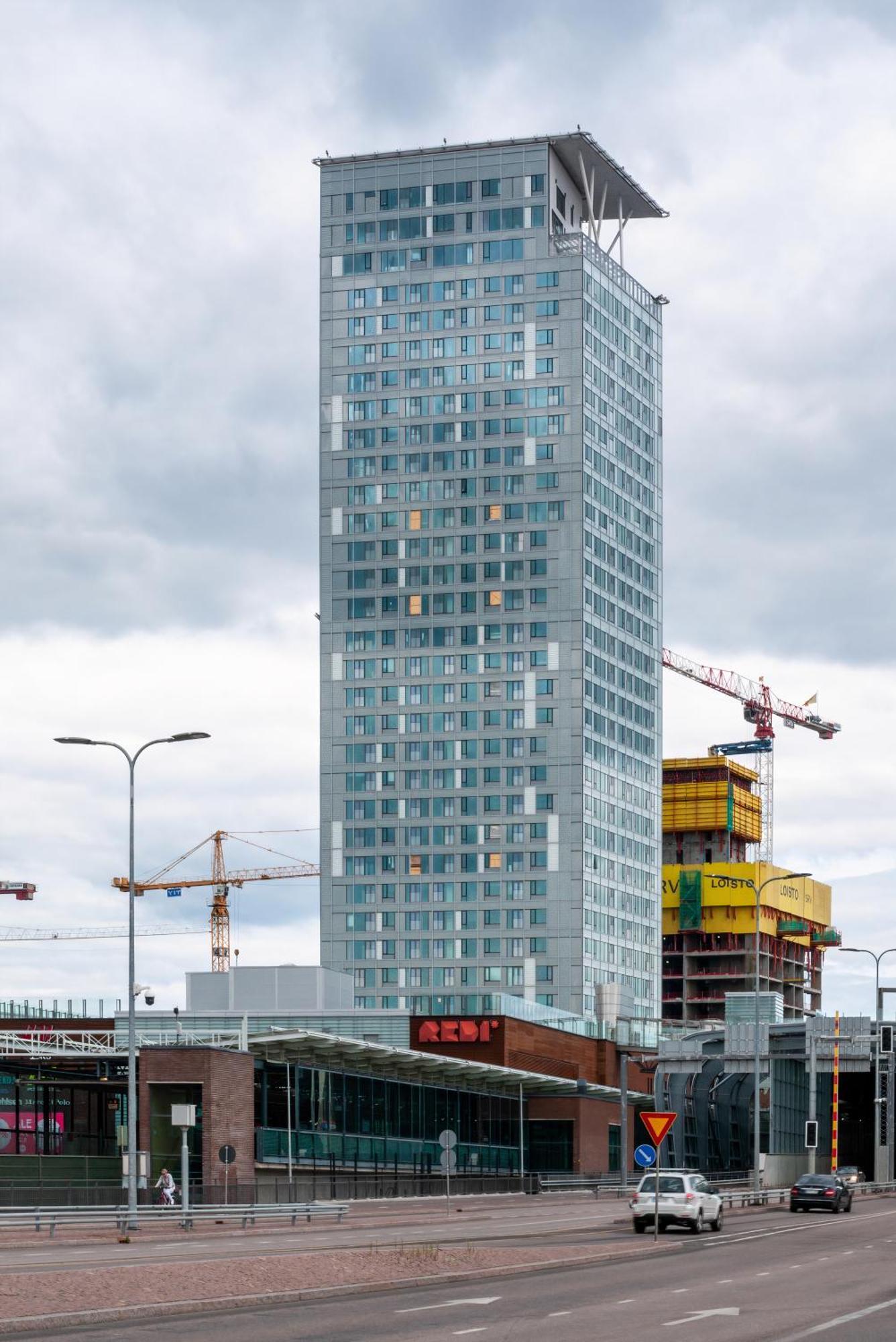 18th Floor High Point 1 Bdr With View - Free Garage Parking *