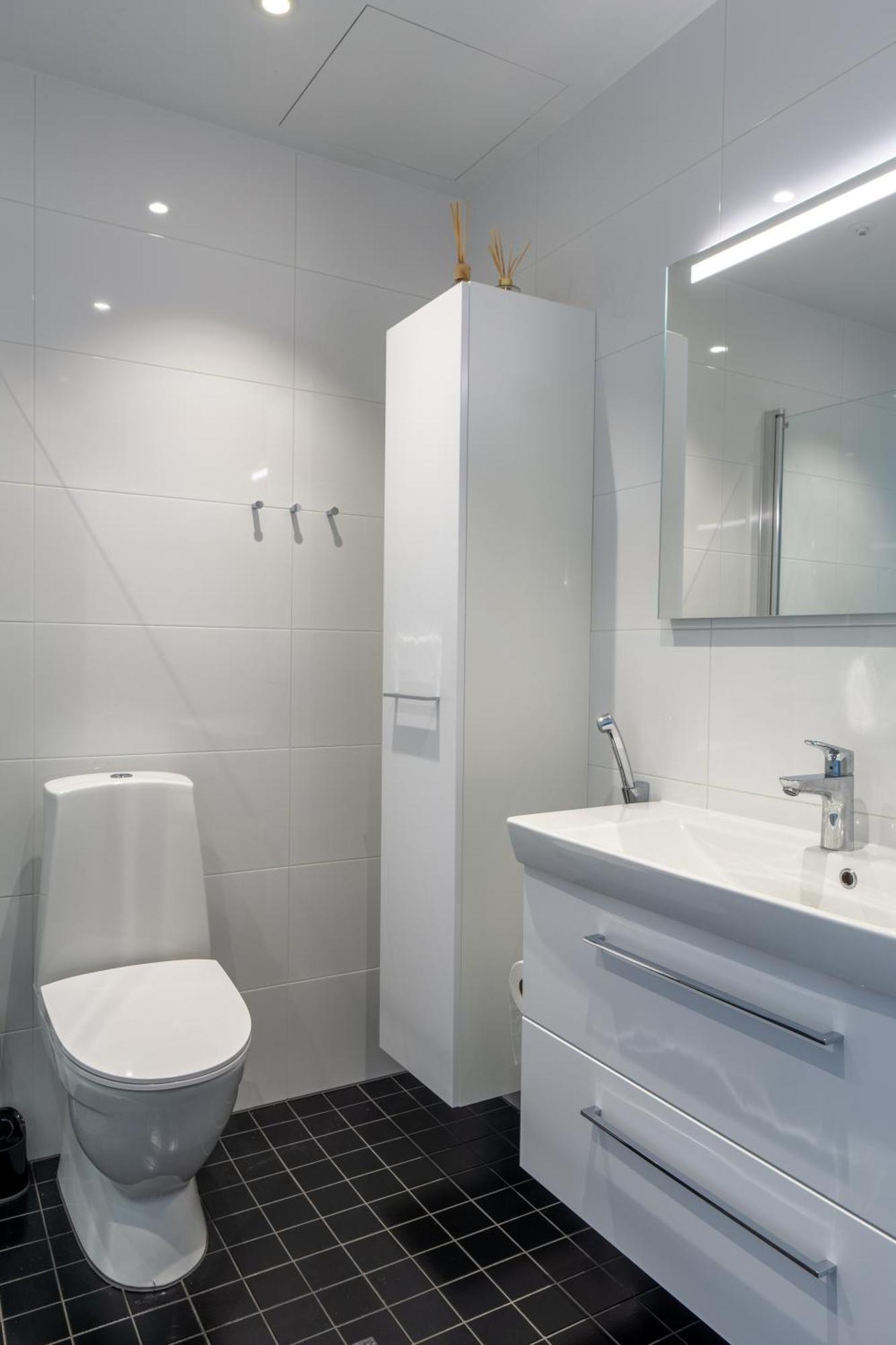 18th Floor High Point 1 Bdr With View - Free Garage Parking Apartment Helsinki
